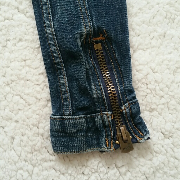 Levi Jean Jacket Size Small (JR) - Picture 3 of 8